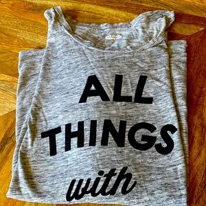 Casual old navy tshirt. Looks great